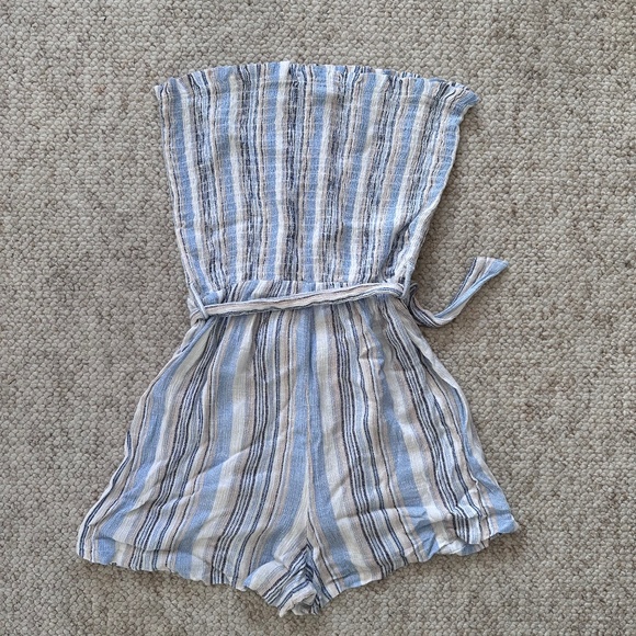 Strapless Striped Romper - Picture 2 of 4